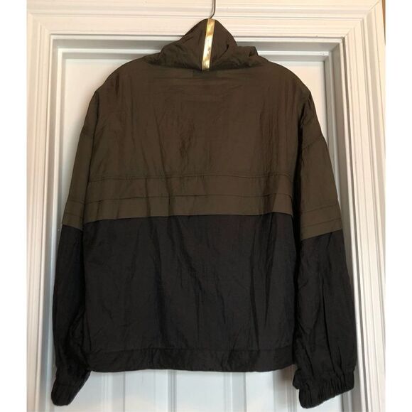 AQUA - 🎉HP🎉 L Sz S - Lightweight Colorblock Windbreaker. 100% Nylon & NWT! - Picture 5 of 13